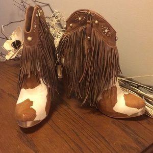 Sam Edelman cow fur boots